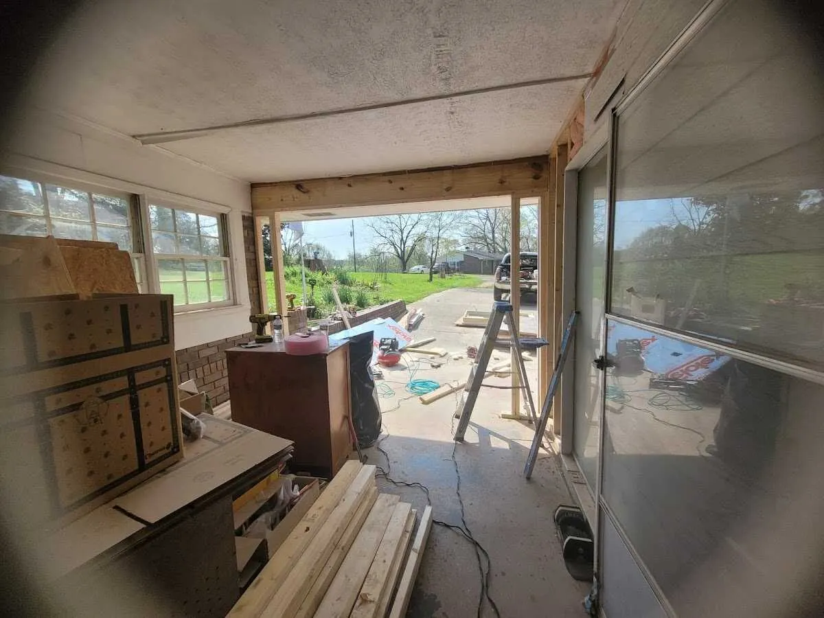 Air movers and dehumidifier for Drying & Dehumidification in River Park